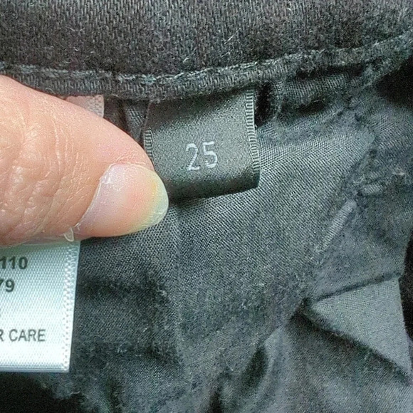 Flying Monkey Jeans. Size 25. Excellent Condition. - Picture 9 of 10